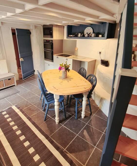 Mill Cottage Garden Annexe Ньютон Эбэт Экстерьер фото